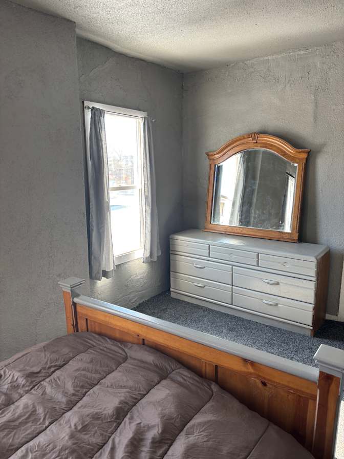 Gary's room