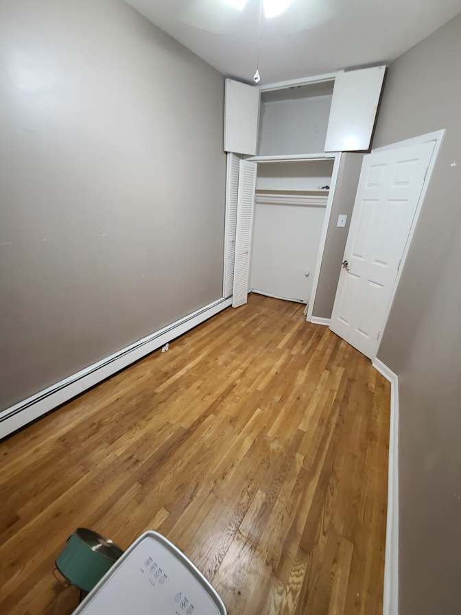 Darryl's room