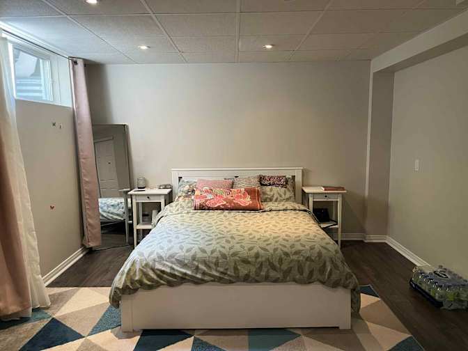 ouleiyah's room