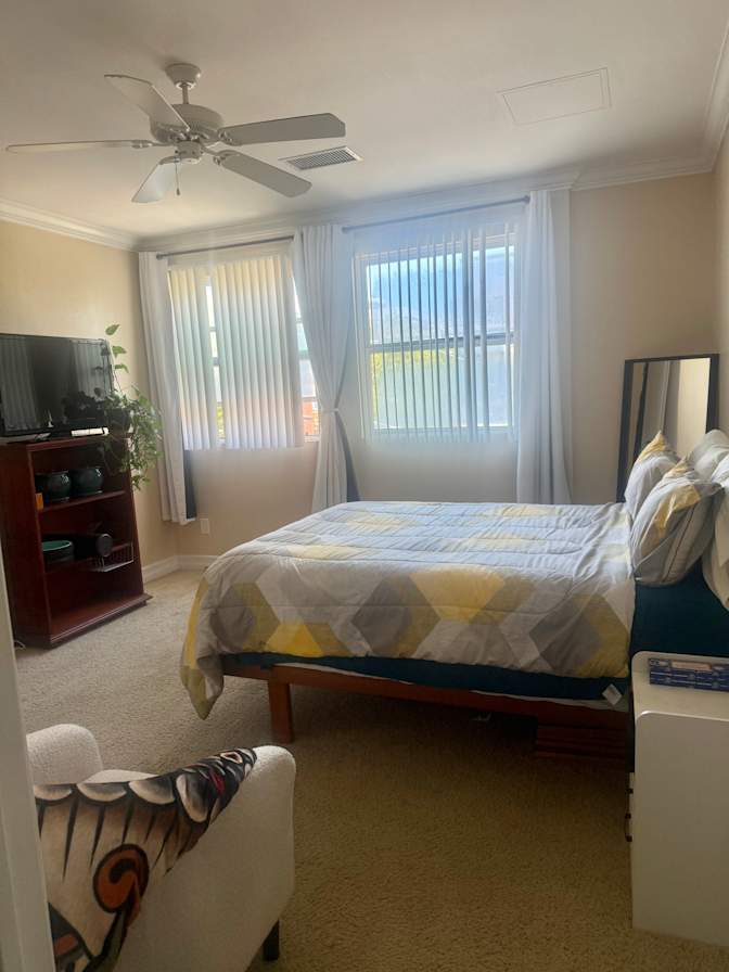 Carmen's room