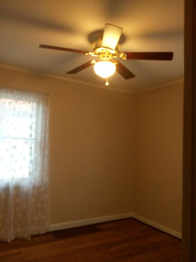 Lisa's room