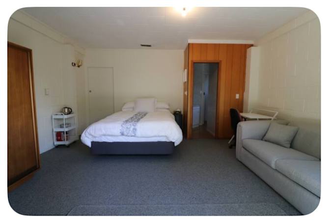 Claudette's room