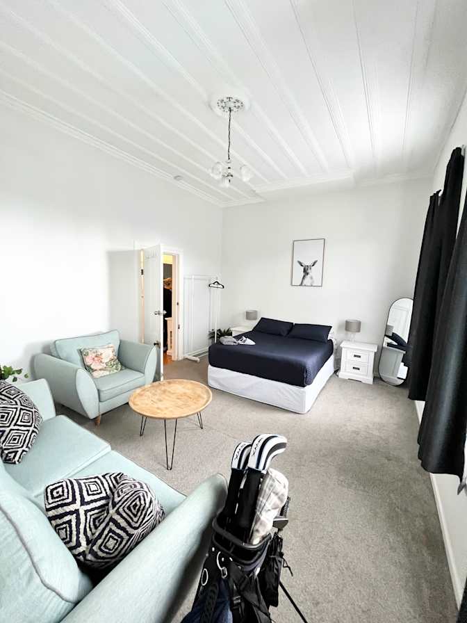 Donna's room