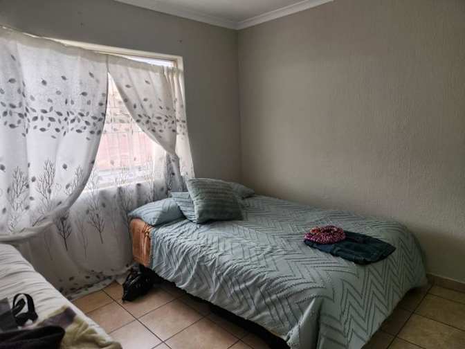 Nontobeko's room