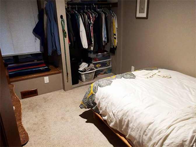 Tom's room
