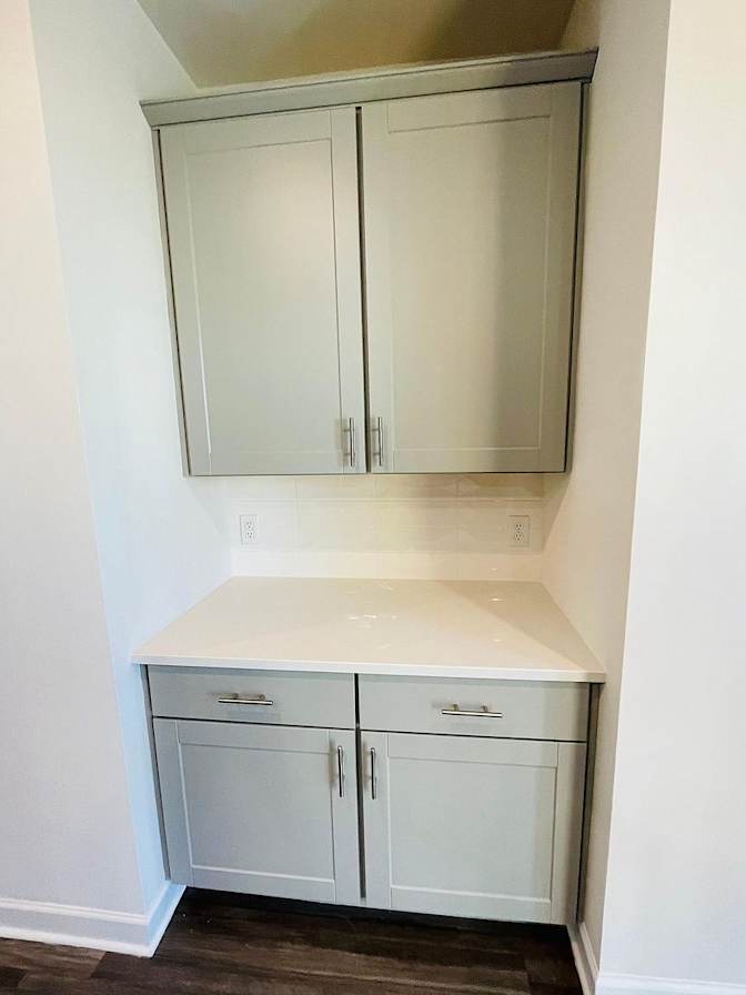 Alcove Rooms's room