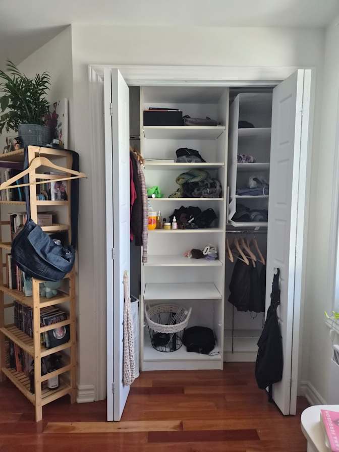 Caroline's room