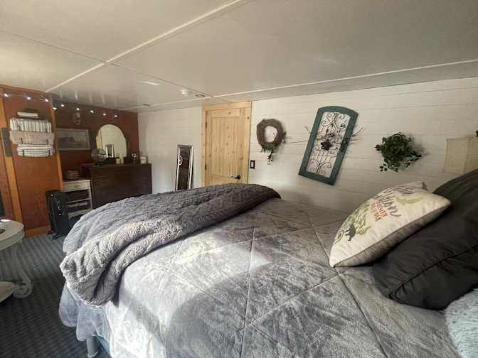 Amber's room