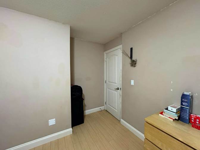 Andrea Agustin's room
