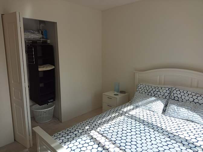 Cléo and Carl's room