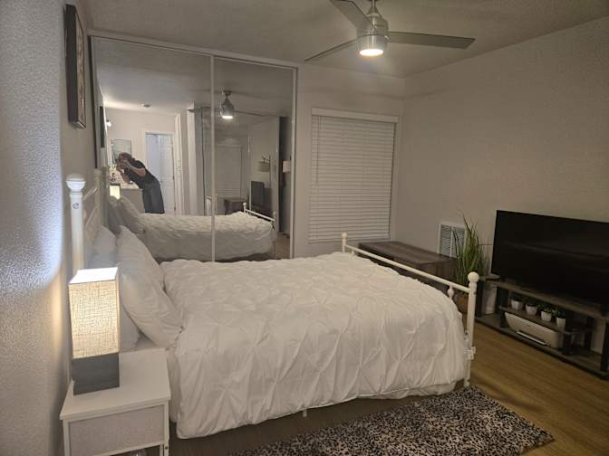 JODI's room