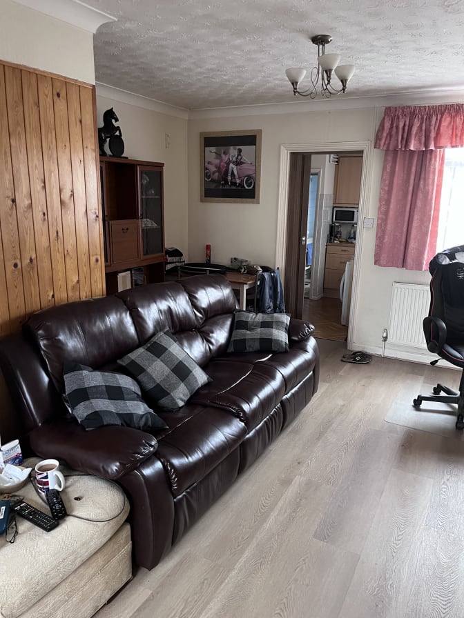 Wayne's room