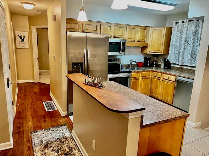 Cincy Furnished Stays's room