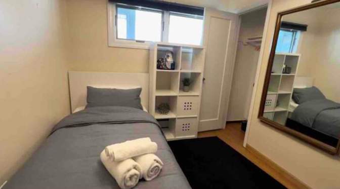 Alan's room