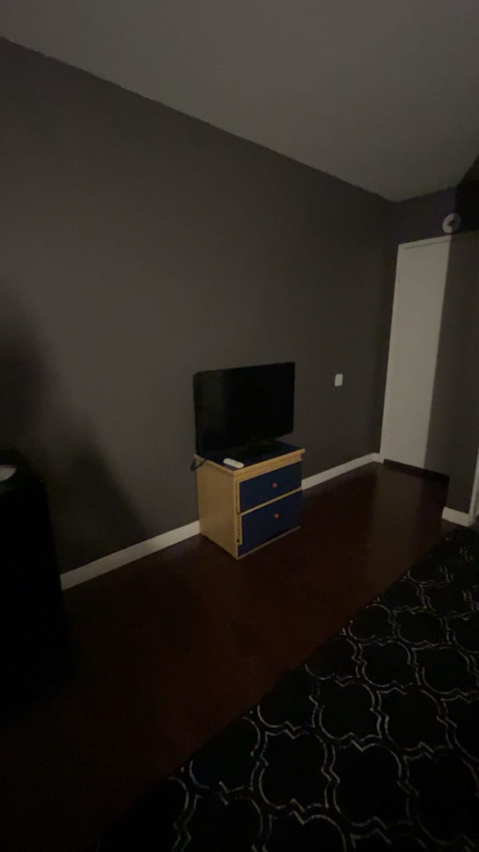 Jp Monroe's room
