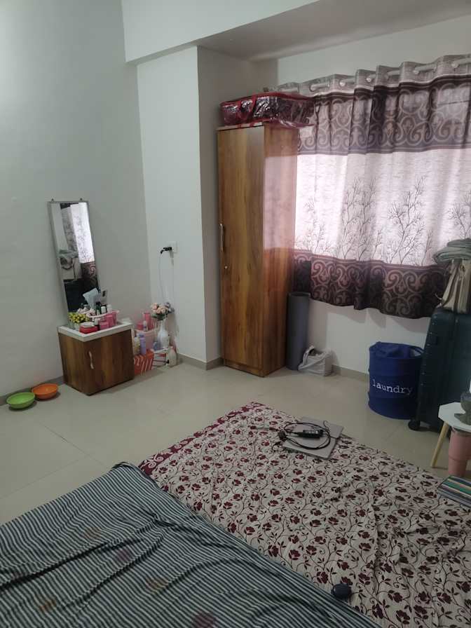 Apeksha's room