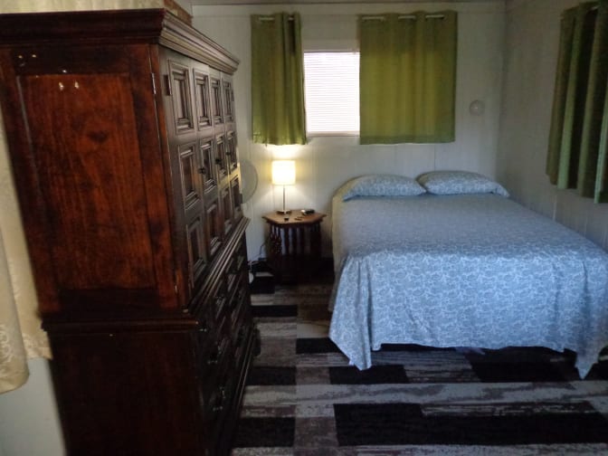 Lenny's room