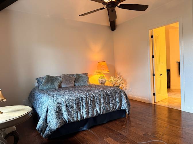 Lisa's room