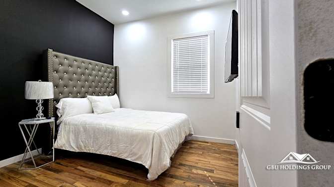 GBU Holdings Group's room