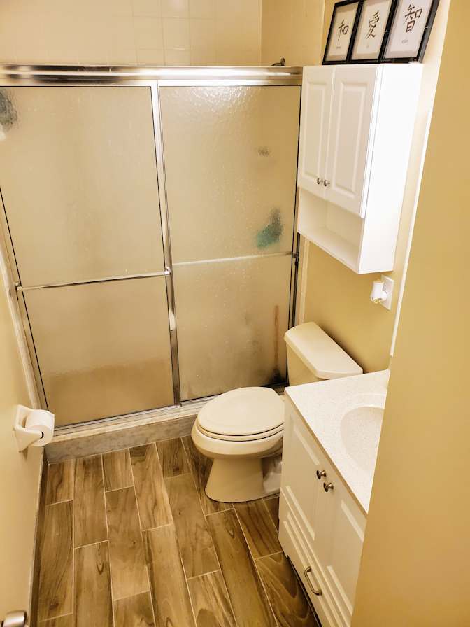 Jason Bryan, Realtor's room
