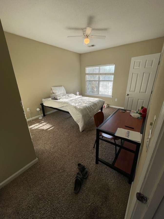 Louis's room