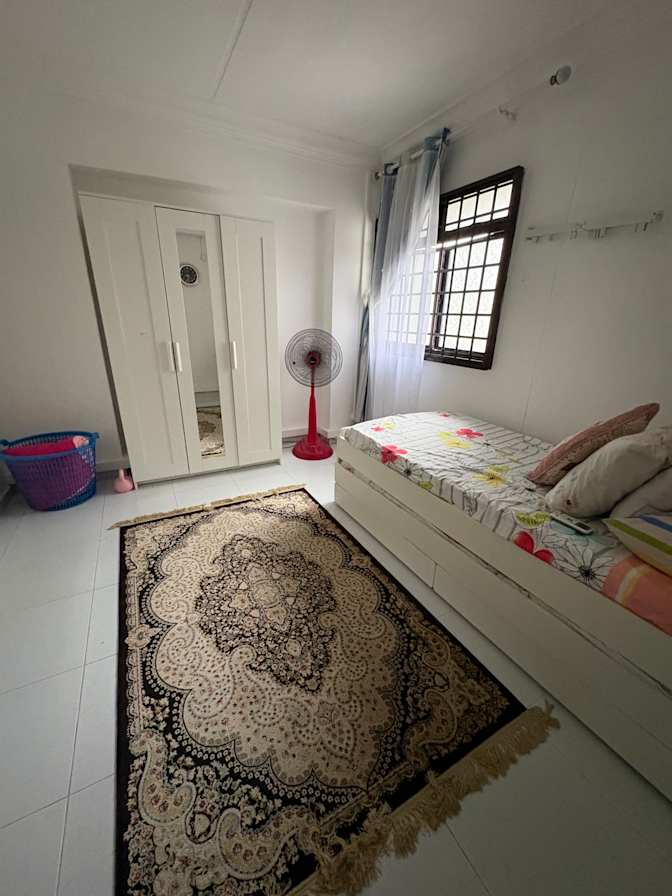 Juwita's room