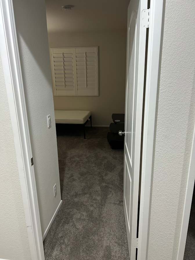 Yoni's room