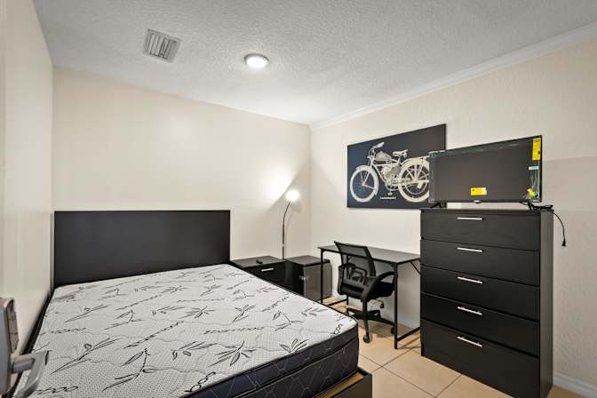 PadSplit's room