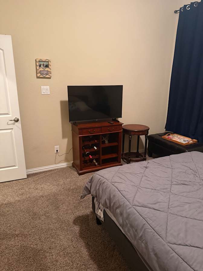 George Almeida's room