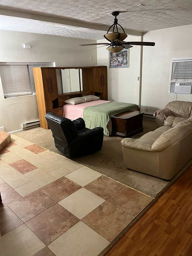 Anekah's room