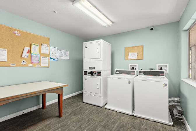 Allegro Apartments's room