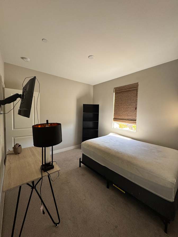 London's room