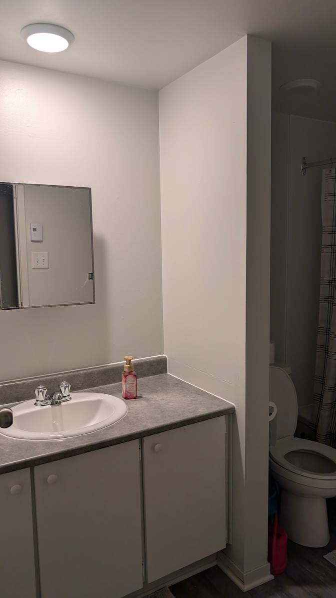 Ange's room