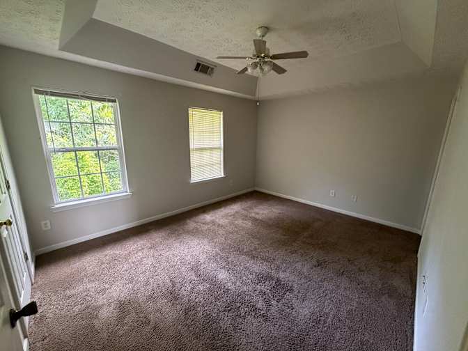 Alcove Rooms's room