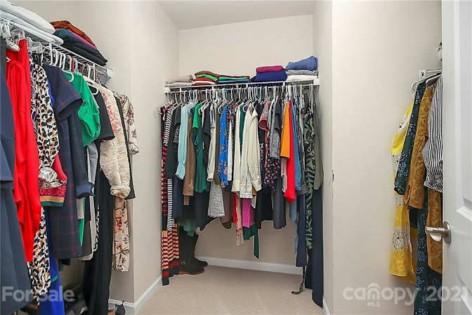 Alcove Rooms's room