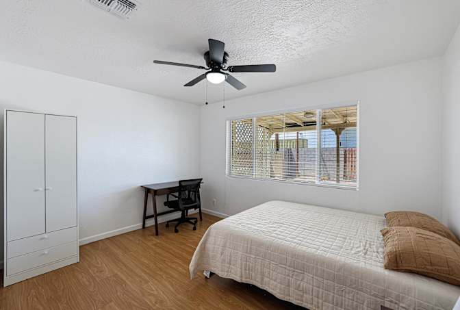 PadSplit's room