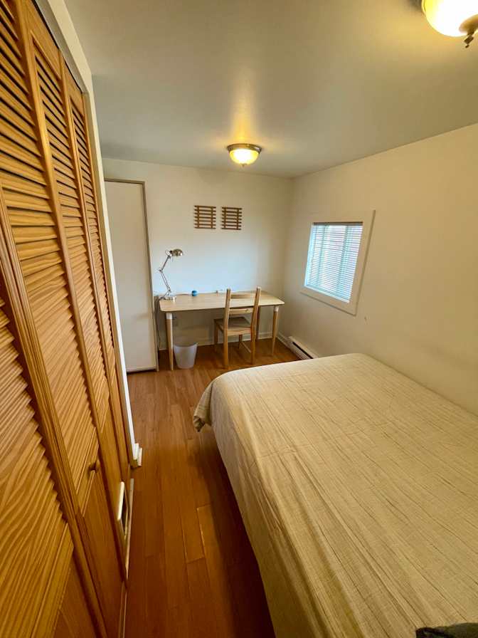 Dan's room