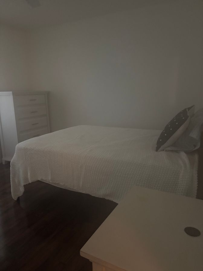 Candice Jones's room