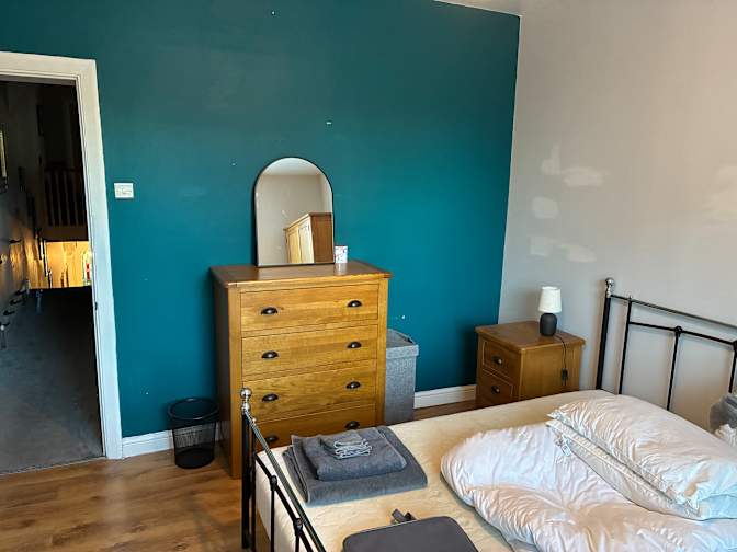 Darryl James Hill's room