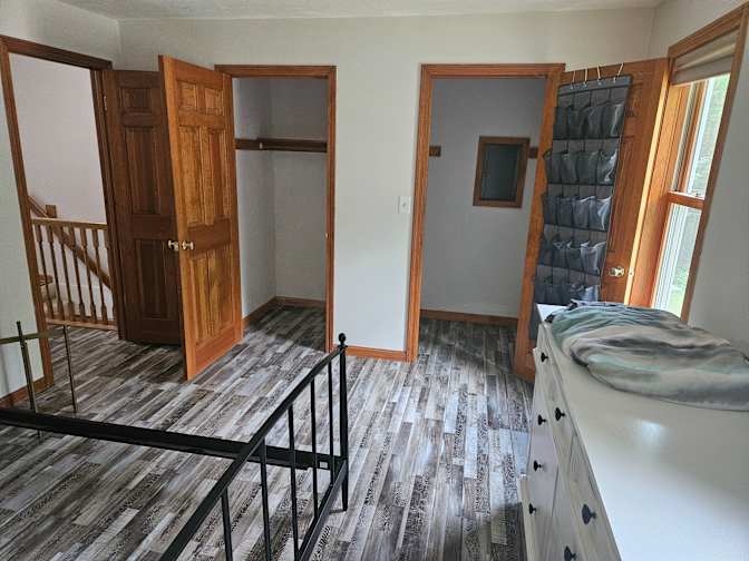Traci L's room