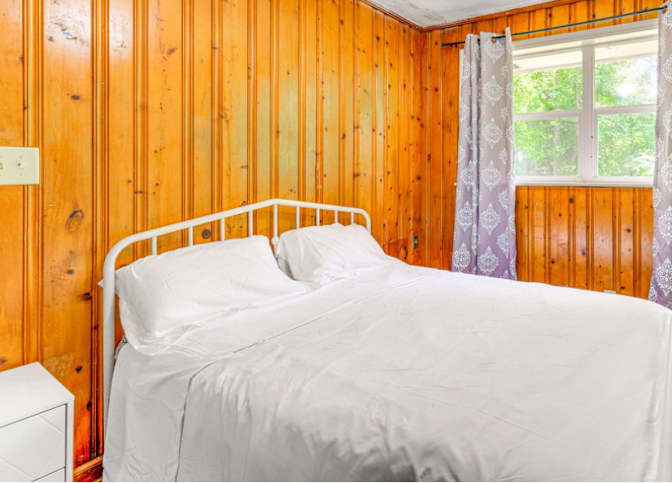 Carrian's room