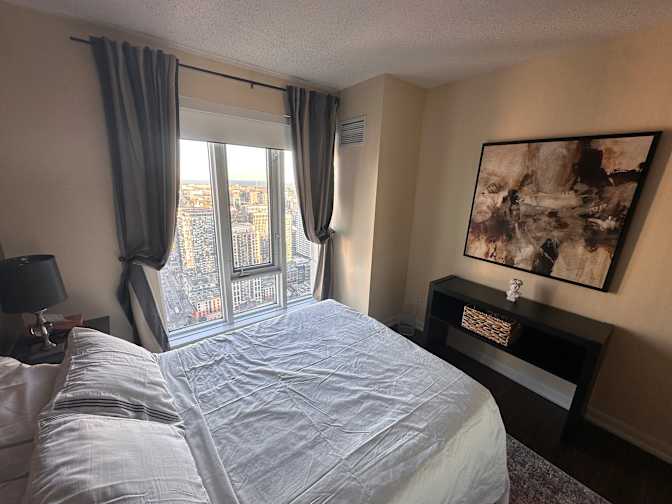 Housingfouryou's room