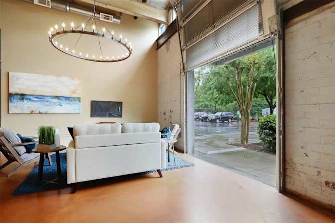 Lisa Lee's room