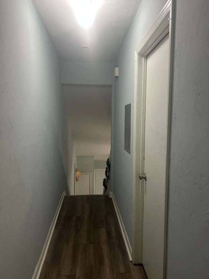 Abubakr's room