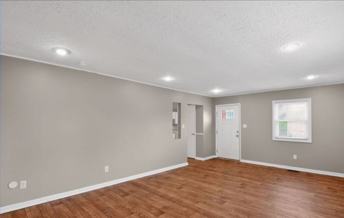 Triunn's room