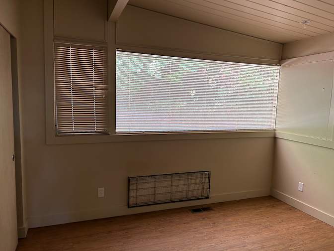 Suzanne's room