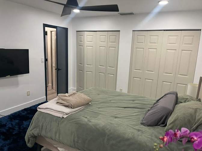 Jose's room