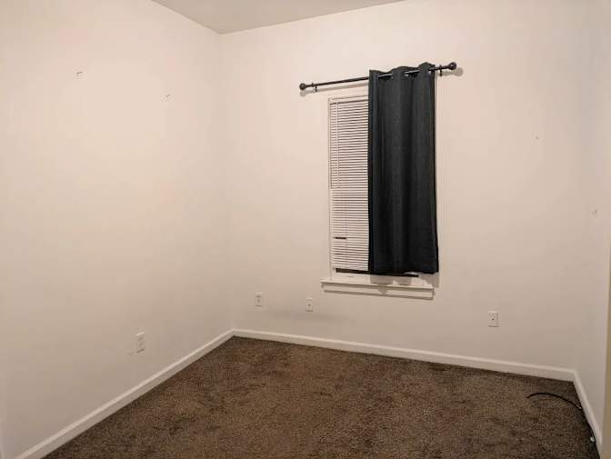 Mona's room