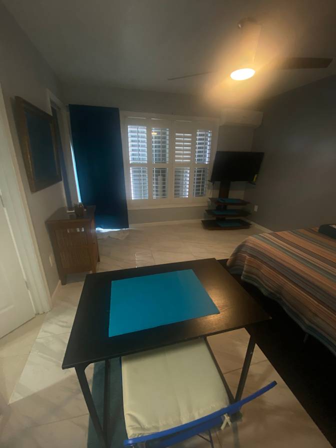 Colombian queen's room