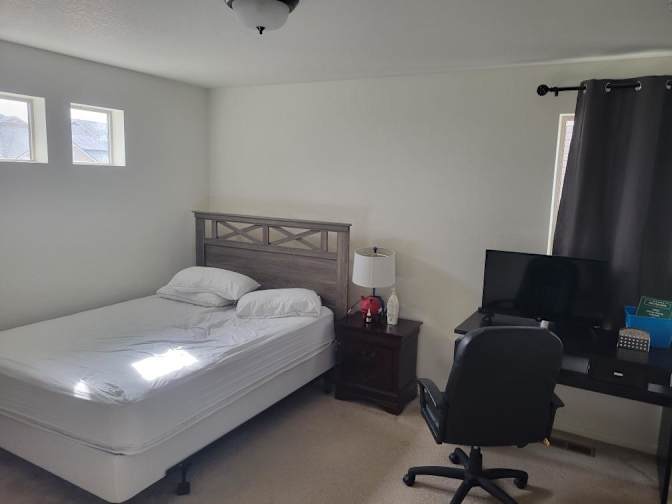 Nguyet Phan's room